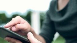Woman use tablet Stock Footage