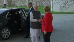 Indian prime minister welcomed to Germany Instructional Video