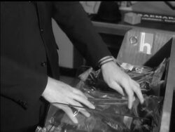 SCREAMING CLOTHES News Clip