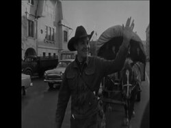 CAN354 AMERICAN FAMILY DRIVES HORSE-DRAWN WAGON INTO MOSCOW News Clip