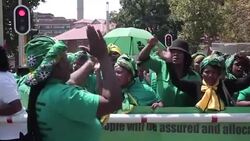 CLEAN : S.Africa judge slams incompetence in welfare pay crisis News Clip