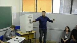 VOICED : Brazils Rousseff Neves chase run off votes News Clip