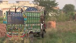 VOICED : Las mujeres conquistan las carreteras de Pakistan News Clip