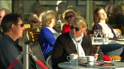 Lunch hour raves for workers News Clip