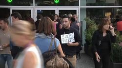 Singer performs concert in Austrian capital where he was treated for pneumonia Instructional Video