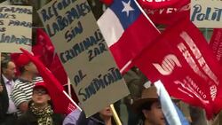 CLEAN : Tens of thousands on the streets of Santiago de Chile on May Day News Clip