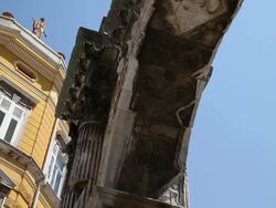 Roman triumphal arch of Sergius, Portarata square, Pula Stock Footage