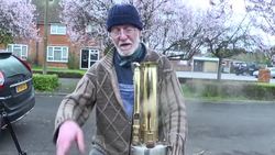 Tireless mechanic builds steam-powered bike News Clip