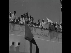 SYND 30-4-72 PRESIDENT GAAFAR NUMEIRY OF SUDAN VISITS QATAR News Clip