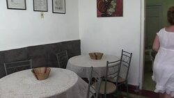 VOICED : Los negocios en torno a la embajada de EEUU en Cuba News Clip