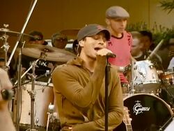 Enrique Iglesias Promotes Release of 'Insomniac' with Performance and Signing Stock Footage