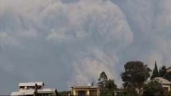Ash spews from Mount Sinabung Instructional Video