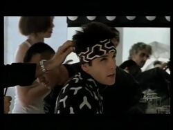 Ben Stiller directs and stars in new comedy News Clip