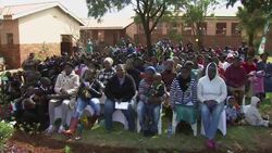 Kathrada celebrates elder statesman's 95th birthday, well-wishers gather outside residence Instructional Video