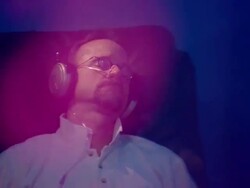 CU Shot of oxygen bar with client breathing and relaxing in chair, shot trough pink bubbles window / Minneapolis, Minnesota, United States Stock Footage