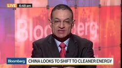 China Aims to Cut Coal Imports in Shift to Cleaner Energy News Clip