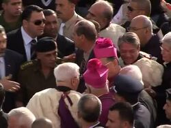 CLEAN:  Thousands gather in Bethlehem News Clip