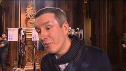 Catwalk footage and interviews from Dries Van Noten show Instructional Video