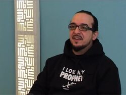 Making Islam hip in the fashion trade News Clip