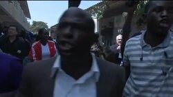 Incumbent President Abdoulaye Wade casts his ballot Instructional Video