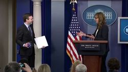 Ex 'West Wing' star takes over WH briefing Instructional Video