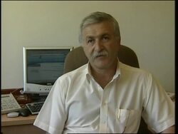 Politician receiving constituent suggestions via text message News Clip