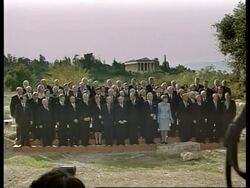 European leaders celebrate enlargement agreement - family photo News Clip