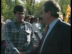 MEXICO: MEXICO CITY: PROTESTORS MARCH FOLLOWING CHIAPAS MASSACRE Instructional Video