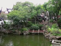 MS View of Lake in Yuyuan garden / Shanghai,  China Stock Footage