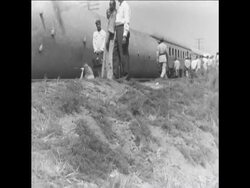 SYND 23/08/70 RESCUE WORKERS SALVAGE THE WRECKAGE OF THE EGYPTIAN ASWAN EXPRESS, WHICH WAS DERAILED News Clip