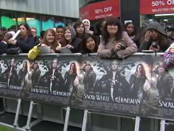 Snow White & The Huntsman Premiere News Clip