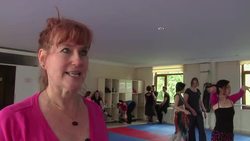 Mysteries of Roma dance shared with foreign holiday makers News Clip