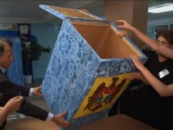 Polling stations close in Moldova referendum Instructional Video