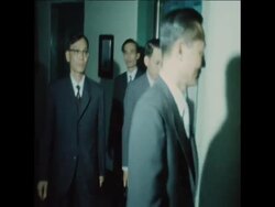 SYND 11 7 76 VIETNAMESE MISSION ARRIVES IN MANILA News Clip