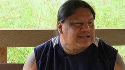 CLEAN : Alligator wrestlers struggle to keep Florida tradition alive News Clip