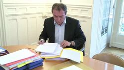 CLEAN : Former French intelligence chief to face t News Clip