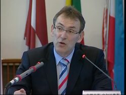 China turns to energy efficient buildings Instructional Video