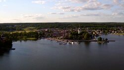AERIAL: The Gripsholms castle and the Mariefred church Stock Footage