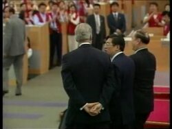 CHINA: SHANGHAI: US PRESIDENT CLINTON VISIT UPDATE News Clip