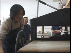 Credit crunch impacts on Art trade 2008 News Clip