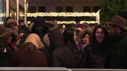 CLEAN : Rockefeller Christmas tree lights up in New York News Clip