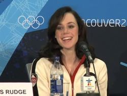 CLEAN:Olympics/Figure skating: Virtue, Moir make ice dance history News Clip