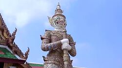 Giant statue Stock Footage