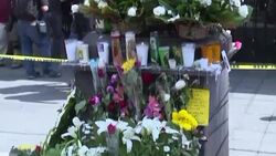 CLEAN : Mariachis bid farewell to Juan Gabriel in Mexico City News Clip