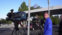 VOICED : VW confiesa mas mentiras y se desploma en bolsa News Clip