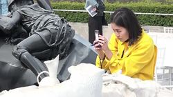 CLEAN : NY's Met Gallery unveils annual rooftop installation News Clip