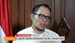 Indonesia Labor Union Demands 30%-40% Wage Increase News Clip
