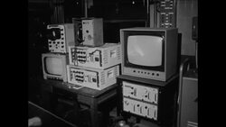 CAN510 BOXERS WALKER, LONDON WEIGH IN BEFORE TELEVIZED MATCH Instructional Video