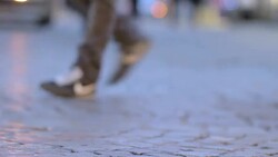 Walking feet - loop Stock Footage