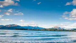 Autumn at Lake Wanaka, New Zealand. Stock Footage